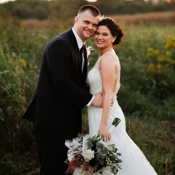 Meet your Posher, Allison - Picture 1 of 1